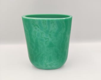 Eva Englund per la fabbrica di vetro Pukeberg - vaso in vetro artistico - "Malakit". Collezione moderna scandinava