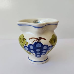 ミルク用ブドウが手描きされた水差しピッチャージャー Pintado A Mano Ceramics スペイン