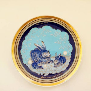 Vintage collectible &quot;Bavaria&quot; porcelain plate with 24 Karat Gold Cobalt