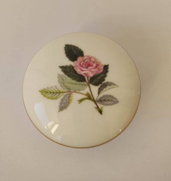 Wedgwood Hathaway Rose Trinket Box - Etsy Canada