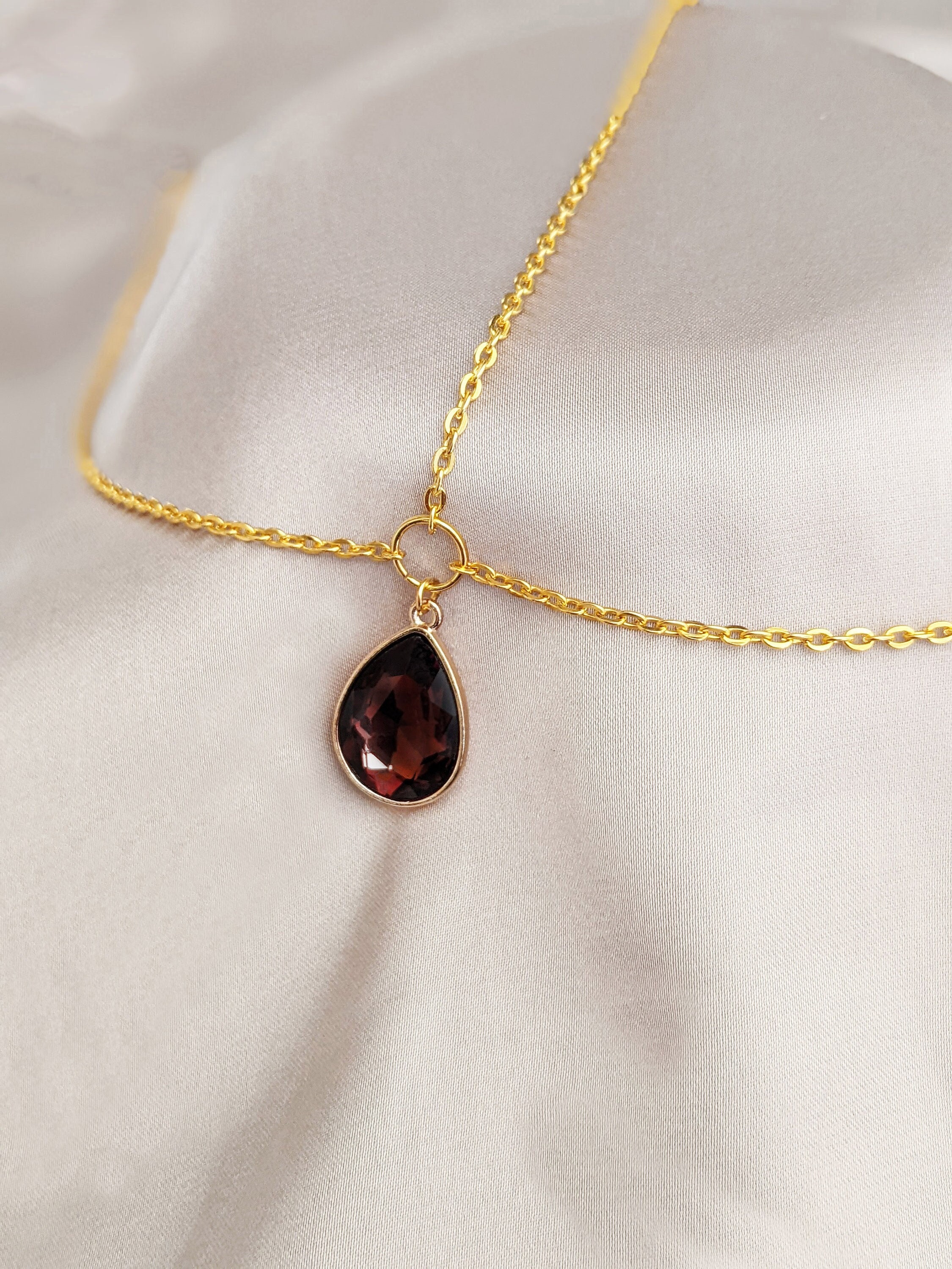 HEAD CHAIN - Burgundy Red Crystal Teardrop - Gold Chain Hair
