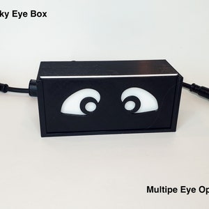 Spooky Eye Pixel Box - Halloween Spooky Eyes