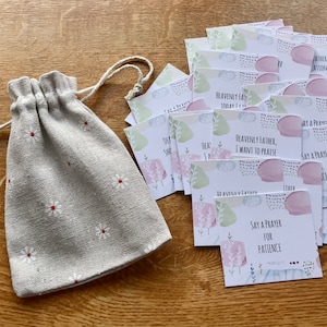 Kleine zak met gebed. 30 Gebedskaarten met delicate aquarel. Bijbelse bidprentjes. Zakgebeden. Woorden om te inspireren en aan te moedigen