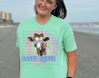 Sassy Heifer デジタルダウンロード、牛の昇華、png、タンブラー、DTF、DTG、HTV エコソルベント