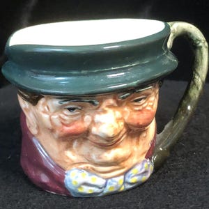 Royal Doulton Vintage Character Jug Tony Weller Ref D6044 6cm Tall (miniature size).  England c. 1950&#39;s