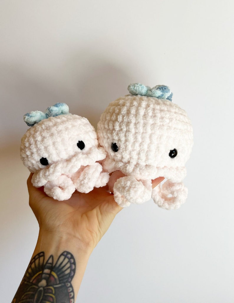 Monday the Moon Jellyfish Amigurumi Pattern, no sew crochet jellyfish plushie pattern only, two sizes included image 2