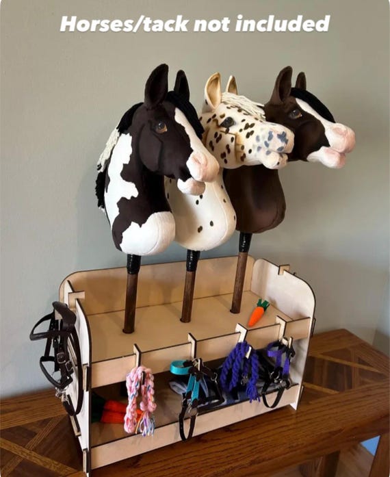 Lot De Supports Pour Chevaux - Halters D'occasion
