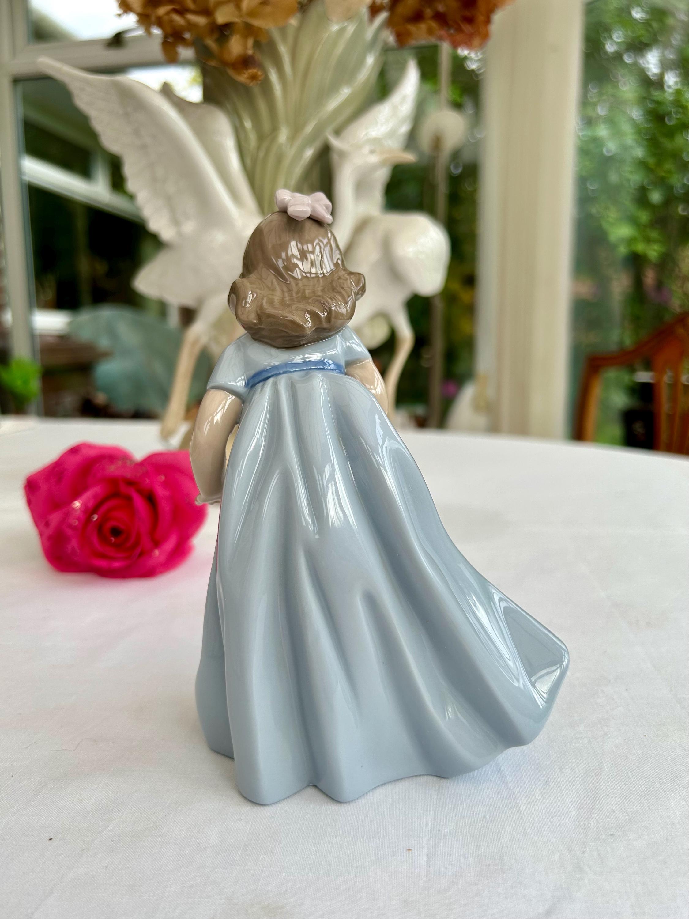 NAO Lladro Figurine: Girl With Dog, Handmade Spanish Porcelain - Etsy