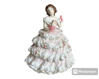 Lady Sophie | Mini Royal Worcester Debutantes 1850-1860 | Limited Edt 1996