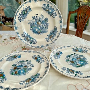 Masons Fruit Basket Patent Ironstone Dinner Plates Made In England Permanent Detergent Blue