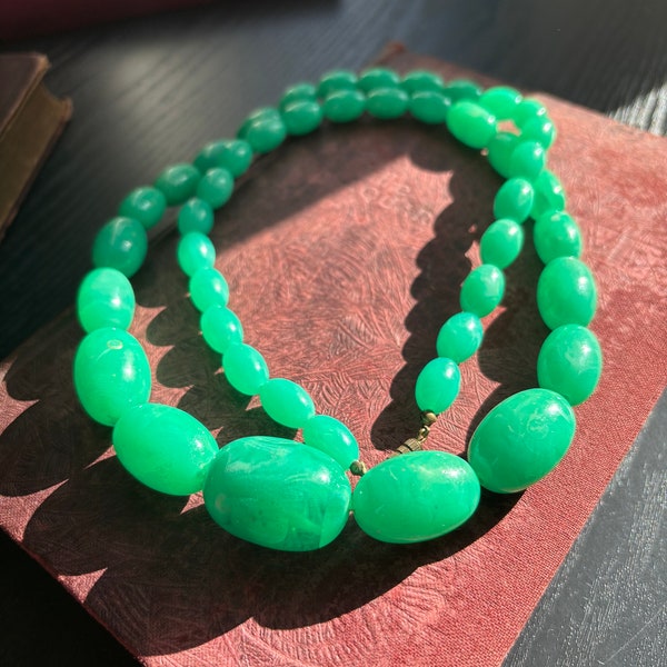 Vintage early plastic large beads green oversized necklace