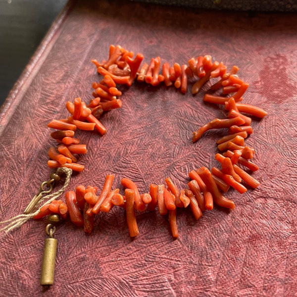 Antique coral bracelet rope