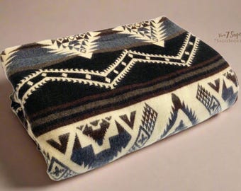 Alpaca Blanket | Reversible | Alpaca Wool Blanket  | Artisan Native Design | Eco-Friendly/Handmade/Ecuador/Gift/Queen/Throw/Baby/Pet/Travel