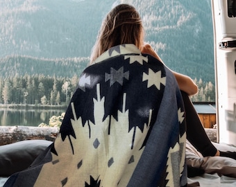 Alpaca Blanket | Reversible Soft Native Blanket | Alpaca Wool Blanket | Queen  or Throw Size Blanket | Ecuador/ (Ocean Blue)/Handmade/Gift