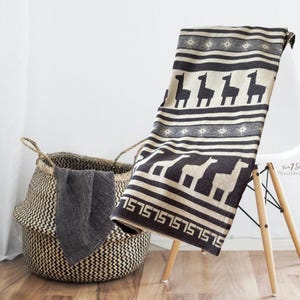 Alpaca Blanket | Reversible Cozy Blanket | Alpaca  Wool Blanket | Queen Size Soft Luxury Blanket | Handmade | Ecuador/Gift/Eco-Friendly/Cozy