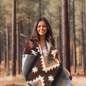 Alpaca Blanket | Reversible Large Blanket | Alpaca  Wool Blanket | Throw or Queen Size Soft Blanket | Handmade (Earth Brown)/Ecuador/Gift