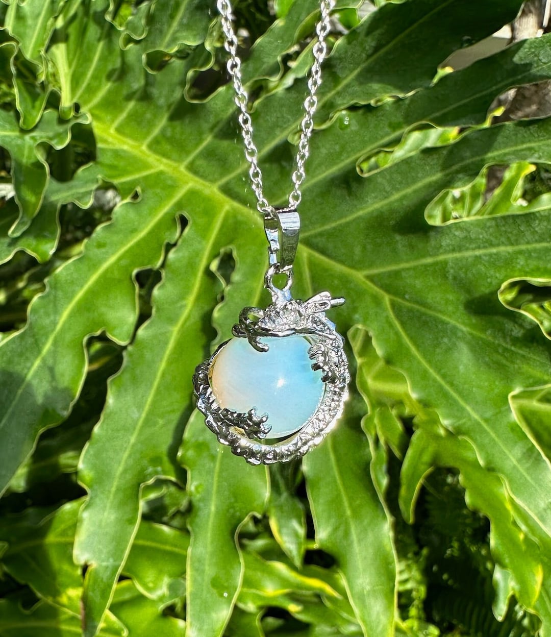 有眞しろページ  Opalite Dragon Opalite Dragon Pendant Necklace: Encased Crystal Ball, 18 Inch