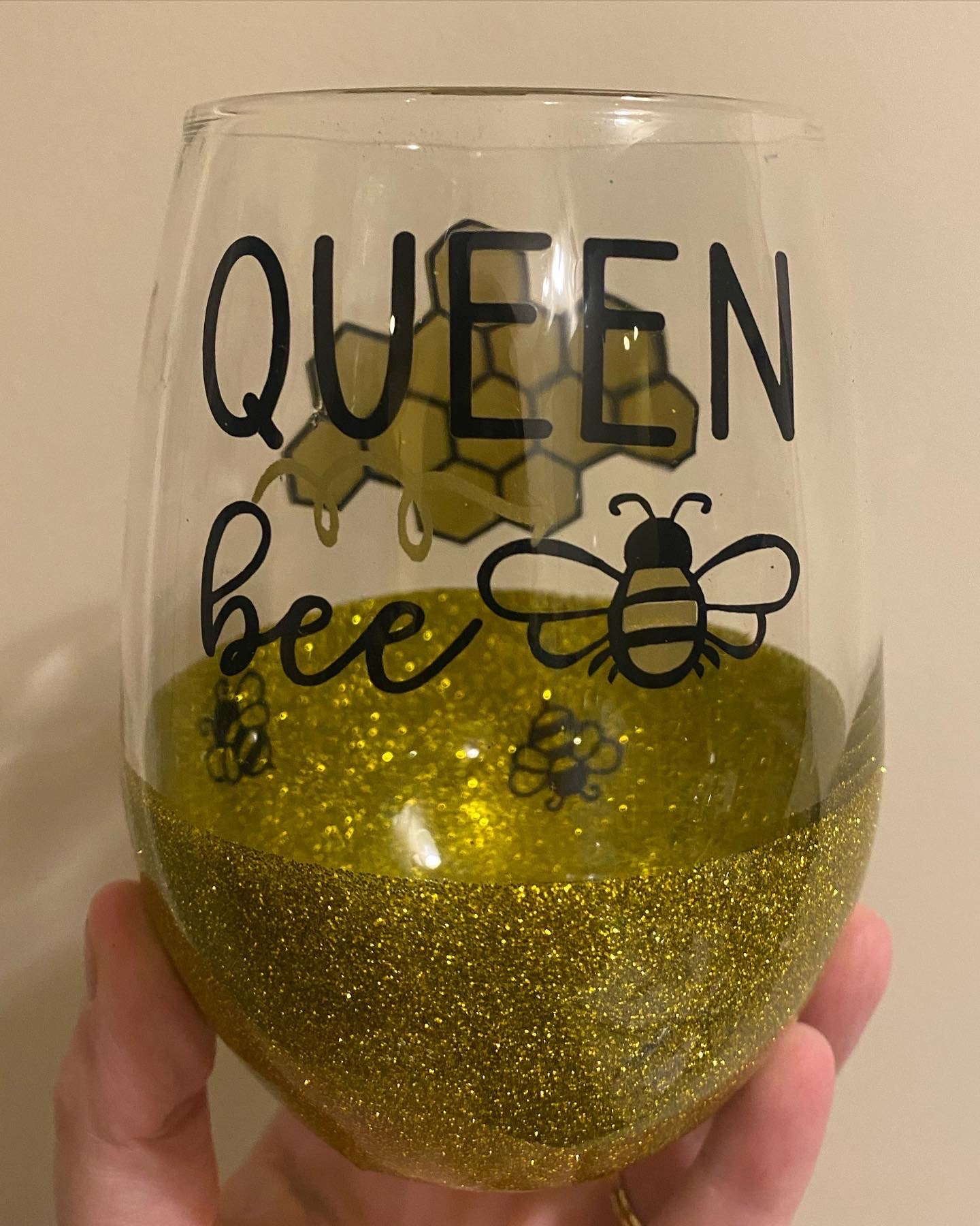 Send More Boba Can Glass Cup – Queen Bee Soiree