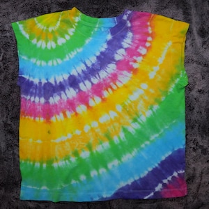 Tie Dye Tank Top - Size Large - Rainbow Shirt - Boxy Sleeveless T-Shirt