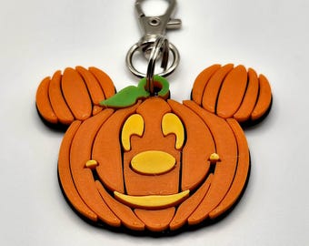 3D-Printed Mickey Pumpkin Head Keychain – PLA in Orange, Yellow, Black & Green – Halloween Disney Inspired