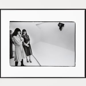 Two Women at the Guggenheim, New York City 1978. Vintage Film Black and White Art Street Photography Print, Wall Art Travel Photo Prints.