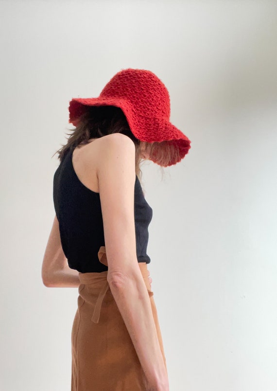 Red 1970s bucket hat with organic form - image 5