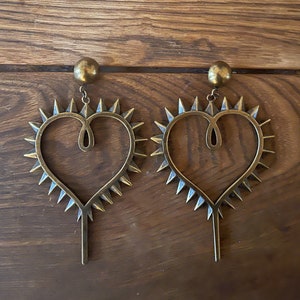 Armored heart earrings image 2