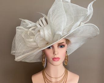 CHRISTY White Straw Fedora Hat With Silk Polka Dot Ribbon  display picture 1