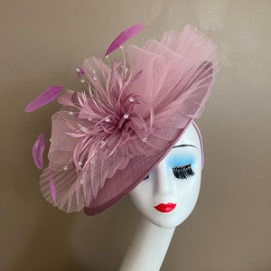 Mauve Pink/Opera mauve Kentucky Derby Fascinator W Large Netting Bow and Multicolor Feather Flower. Mother&#39;s Day Wedding Hat