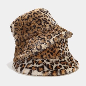 Ombré cheetah leopard bucket hats