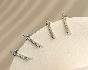 Boucles d'oreilles puces une barre en zircon doré argenté