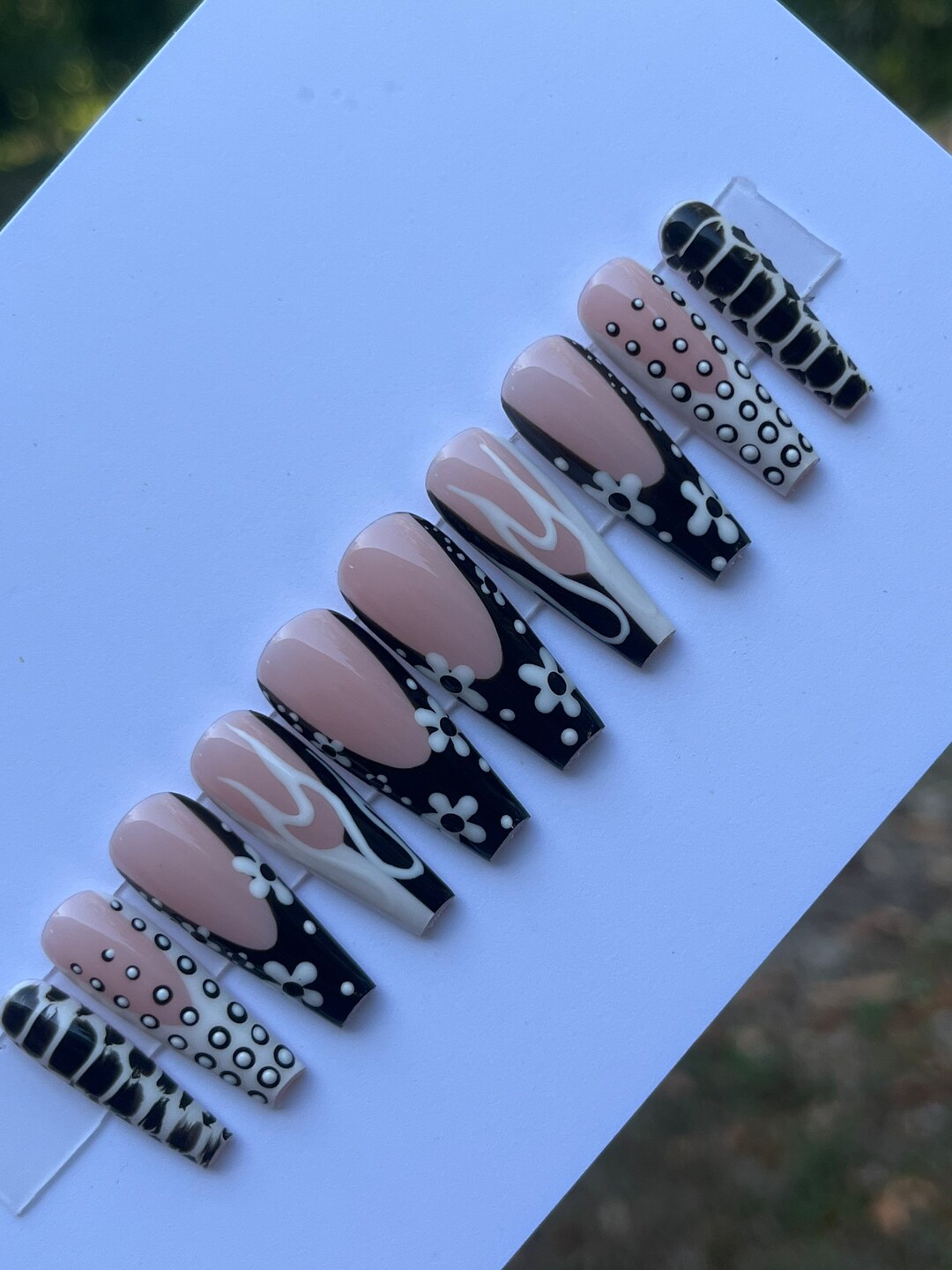 Black & White Flower French Tip Summer Designs Press on Nails Flower