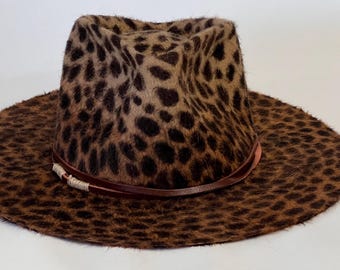 Cap Leopard Print Slouchy Soft Velvet Newsboy Cap - Etsy display picture 3