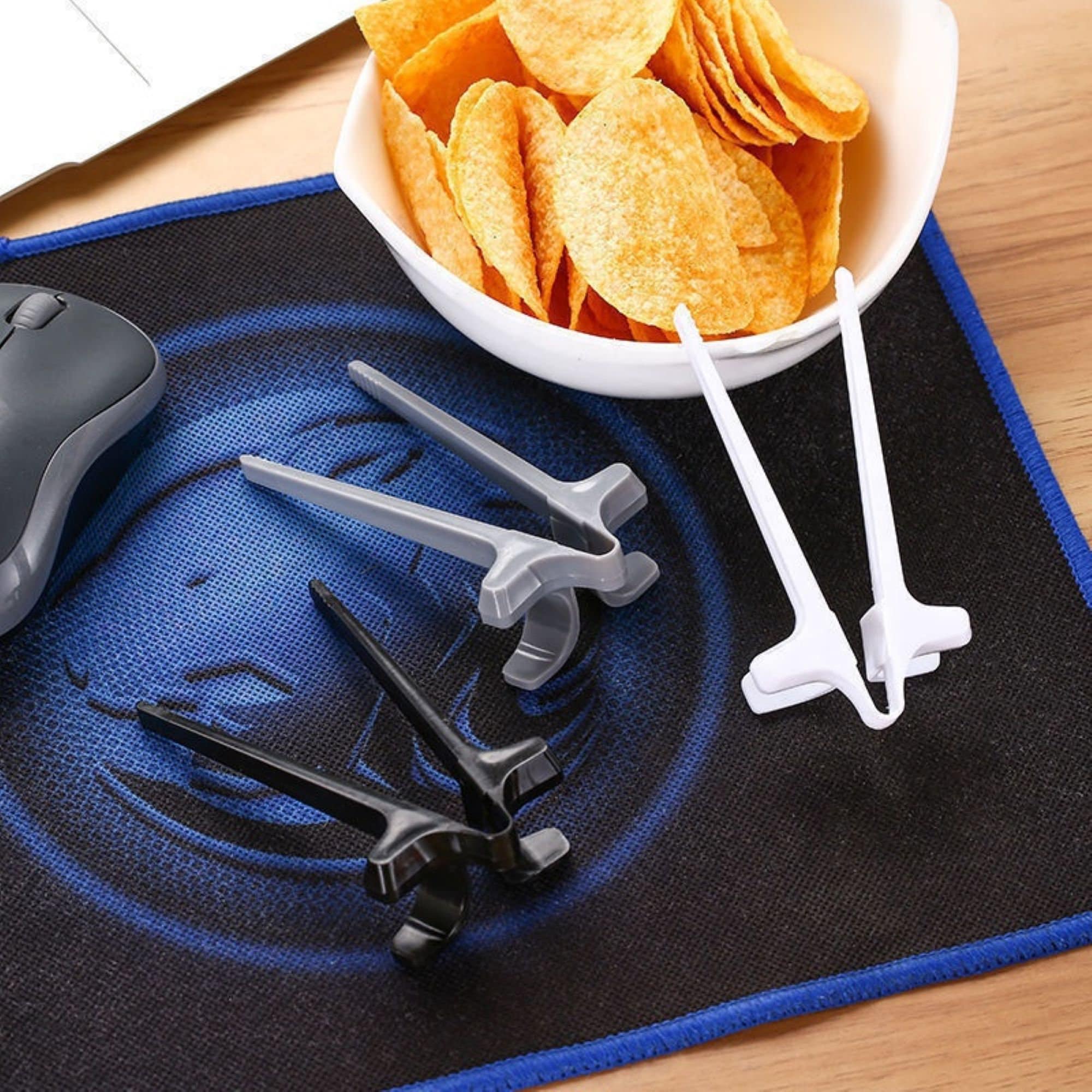 Gamer Finger Chopsticks - Pick Up Snacks While Gaming Without Touching Keyboard