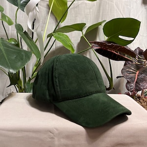 Green Suede Baseball Cap for Men and Women – Full Fit Adjustable Hat – Unisex Fashion Cap for Fall Winter Streetwear, Daily Wear and Gift