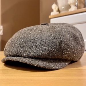 Gray Brown Newsboy Cap, Gray Spotted Hat, Peaky Blinders Hat, Wool Hat, Baker Boy Hat, Colourful Hat, 8 Panels Cap, Winter Hat Christmas Hat