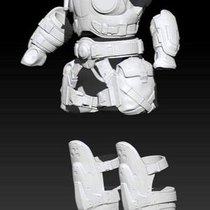 Może przedstawiać: Biały, segmentowany, futurystyczny zestaw zbroi, prawdopodobnie do cosplayu lub na wystawy. Zestaw zawiera hełm, napierśnik, ochraniacze na ramiona i zbroję na nogi. Projekt charakteryzuje się szczegółowymi panelami, paskami i nitami.