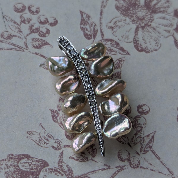 Vintage Pearl Sterling Silver Broach / Pendant - LUC