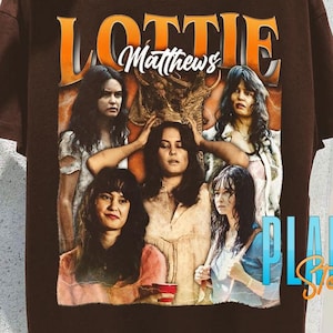 Camisa vintage de Lottie Matthews de las Yellowjackets (edición limitada), camisa de las Yellowjackets, serie de televisión Yellowjackets, temporada 3 de las Yellowjackets, Yellowjackets LM001