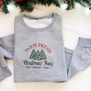 Sweatshirt geborduurde kerstboom: boerderijfris vakantietrui