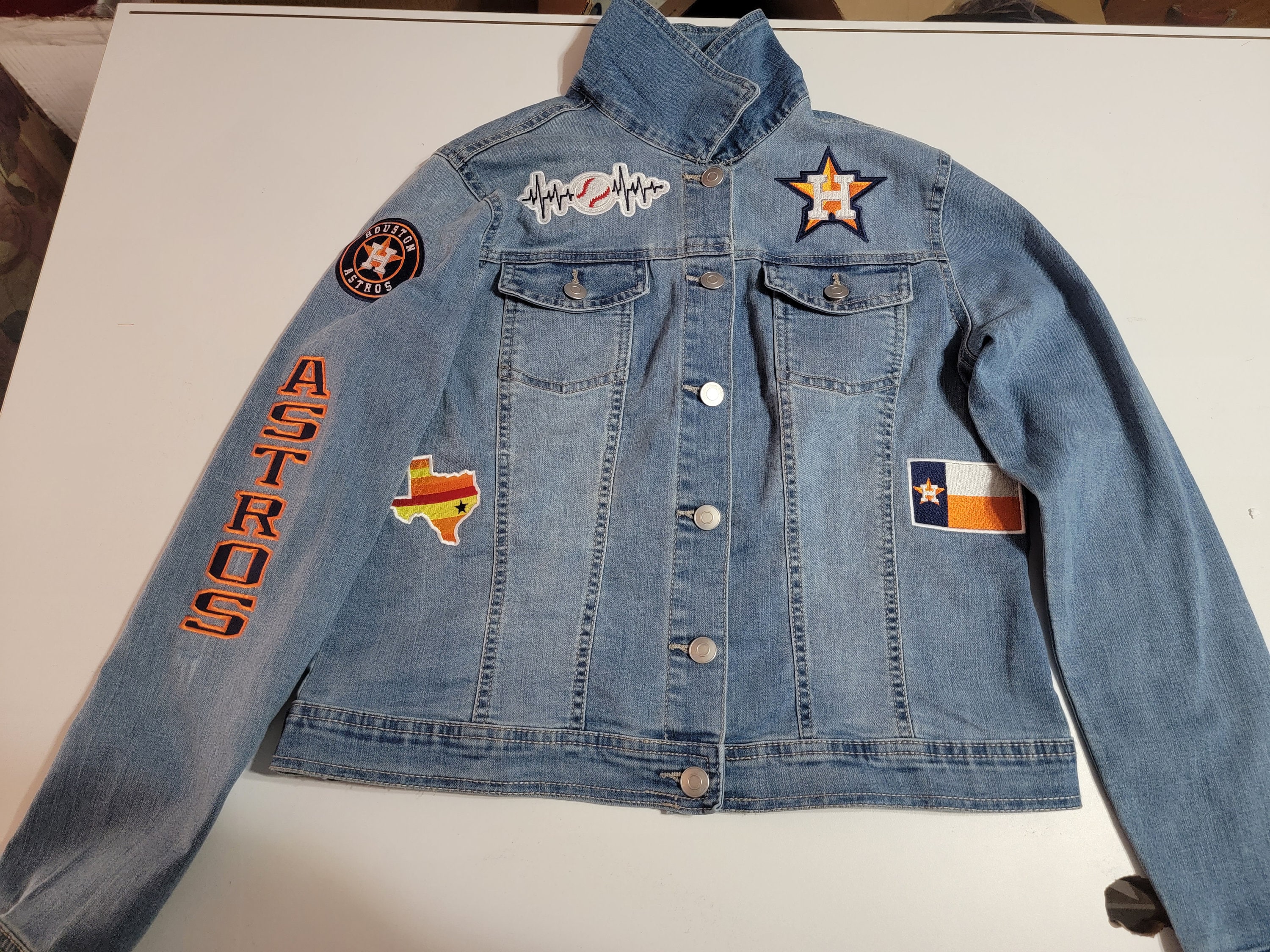 Made myself an Astros denim jacket! Thought I'd share here. : r/Astros