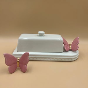 Nora Fleming inspired Faux  Butterfly mini that fits Nora Fleming plates perfectly