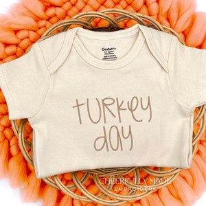 Embroidered Turkey Day Bodysuit, Thanksgiving Bodysuit, My First Thanksgiving Bodysuit, 1st Thanksgiving, Cute Fall Baby Gift, Give thanks