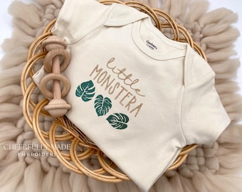 Embroidered Little Monstera Plant Bodysuit, Cute Plant Lover Baby Announcement, Plant Pregnancy Announcement to Friends, Monstera Leaves