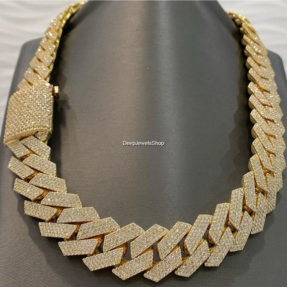 24 MM Cuban Link Chain Round Moissanite 