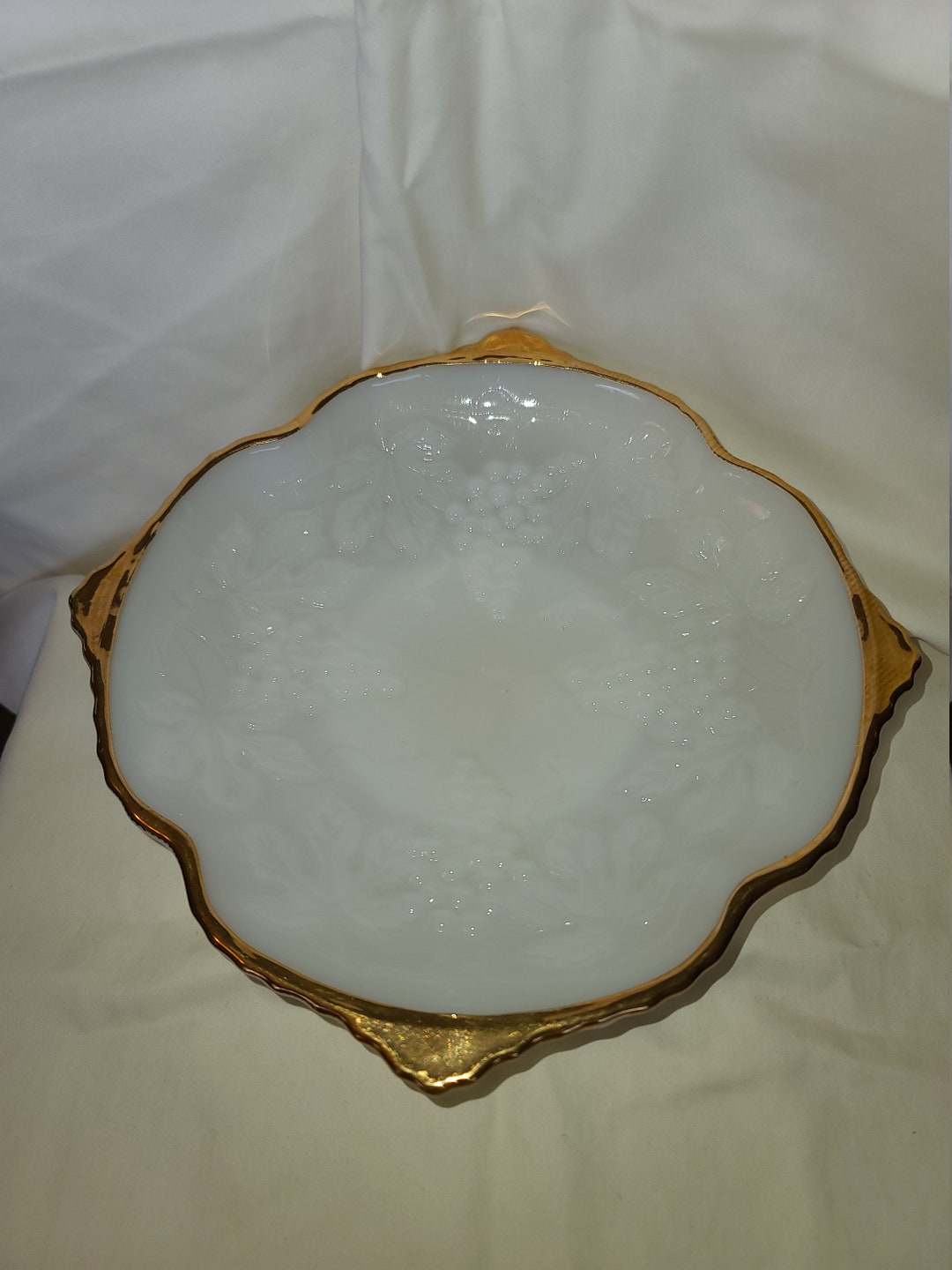 VINTAGE GOLD TRIM Raised Fruit Glass Bowl Vintage Decorative Etsy
