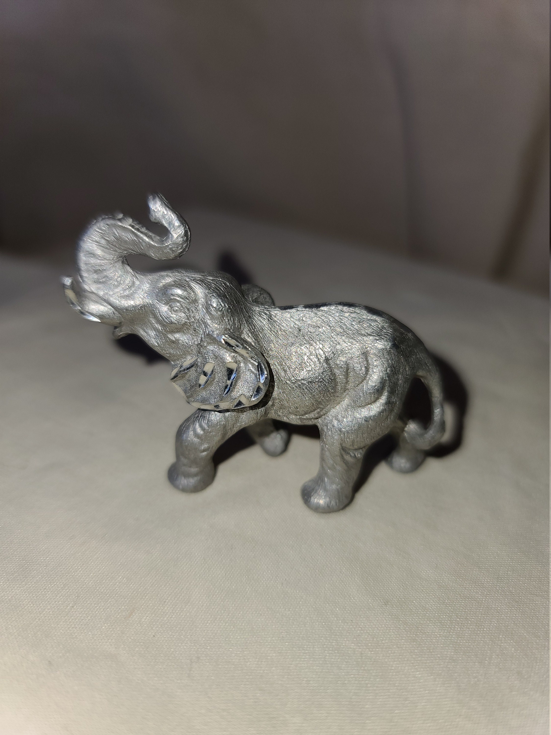 VINTAGE DIAMOND CUT Pewter Elephant Figurine Collectables Etsy