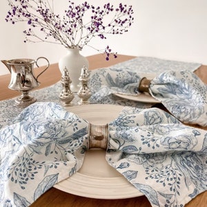 Bel ensemble de serviettes de table assorties, 50 pcs de serviettes imprimées à la main, serviettes de table en tissu de coton, serviettes de décoration de cuisine, cadeau de pendaison de crémaillère