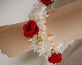 Artificial White jasmine With Red Rose Gajra Hair Mogra Scented Rubber Band Flower Gajra Hair Accessories for Women HairTie Maiyon Gajra
