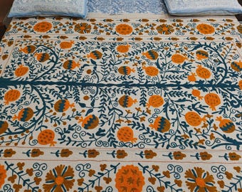 New Vintage Linen Suzani Hand Embroidered Wall Hanging  Cotton Embroidery Suzani Bed Spread Uzbek Suzani , Christmas Gift For Mom And Dad